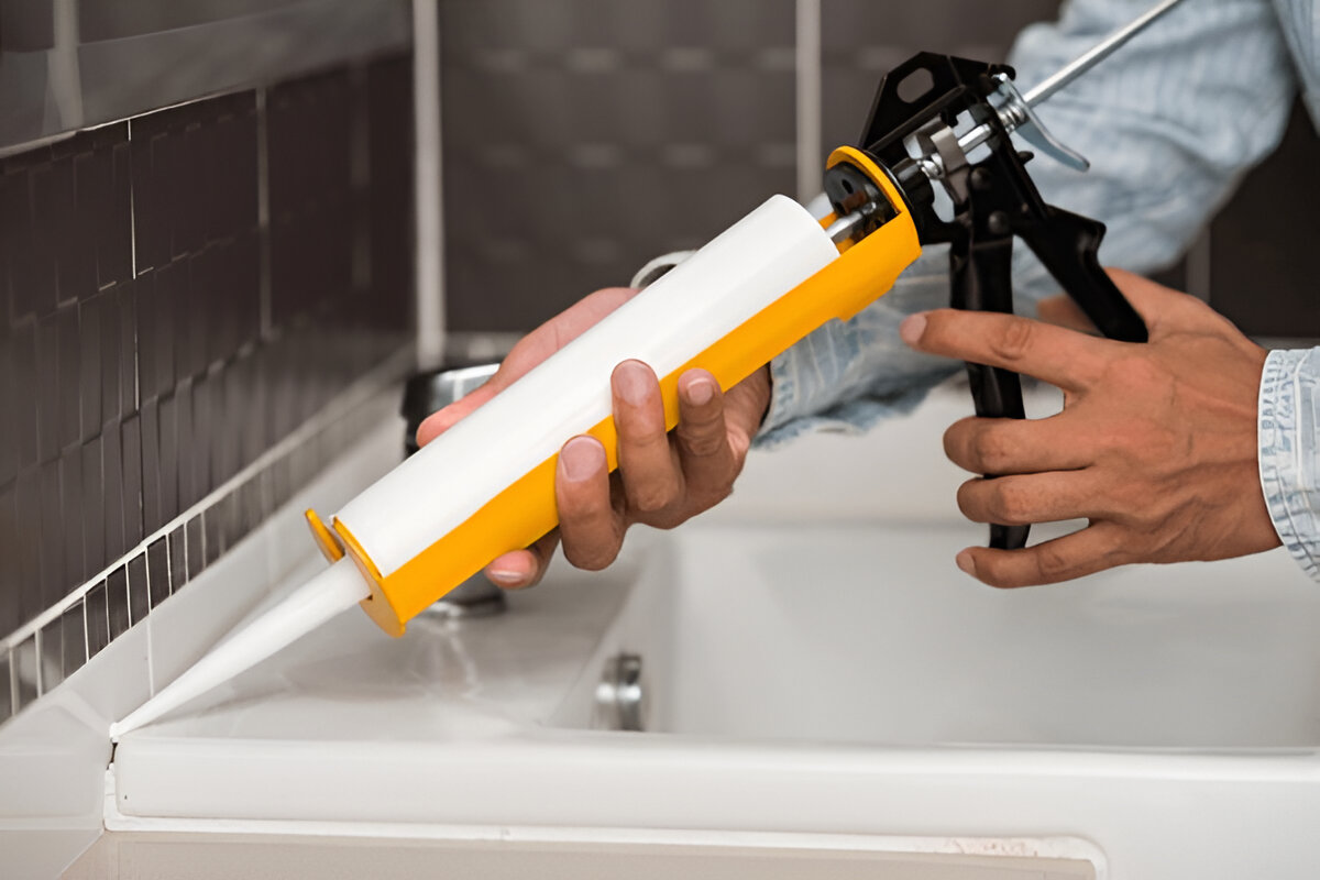 Bathroom Sealant Take to Dry in Bournemouth